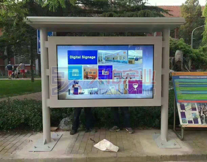 戶外液晶廣告機的特性有哪些呢？